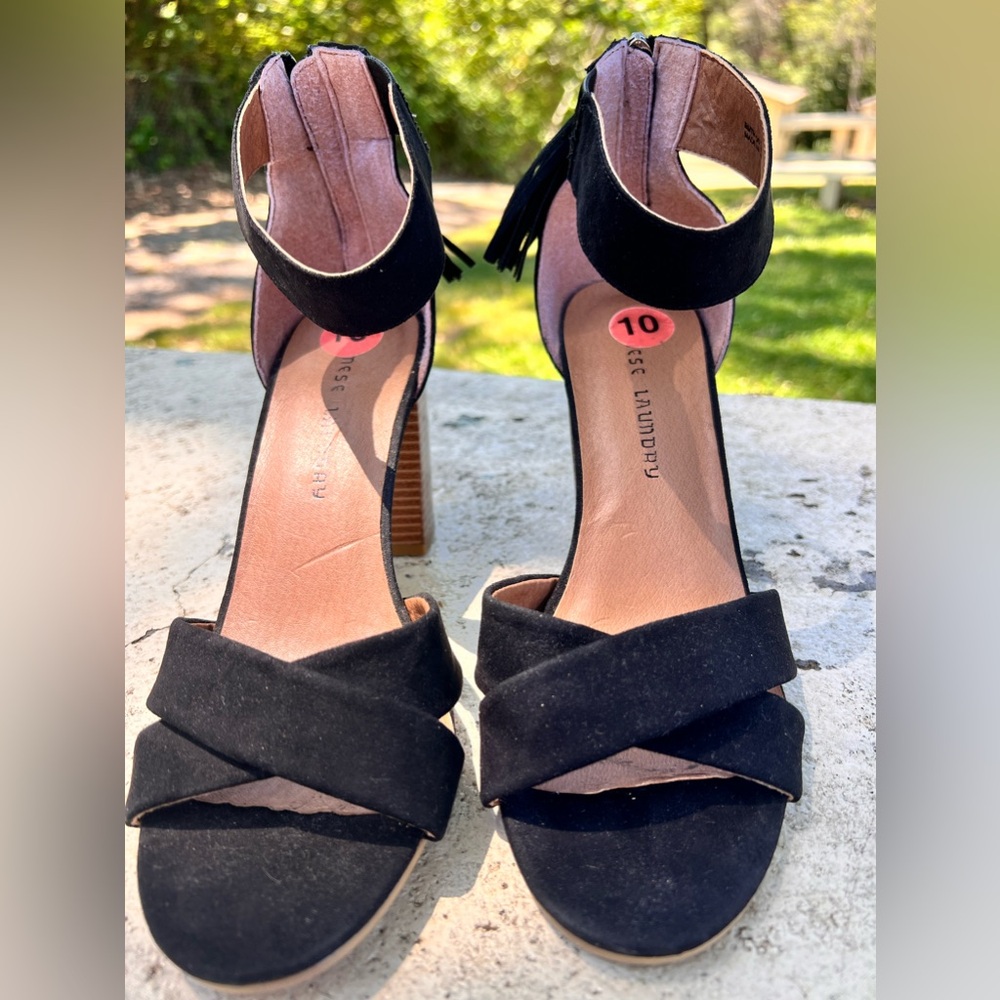 Chinese Laundry Black Sandals